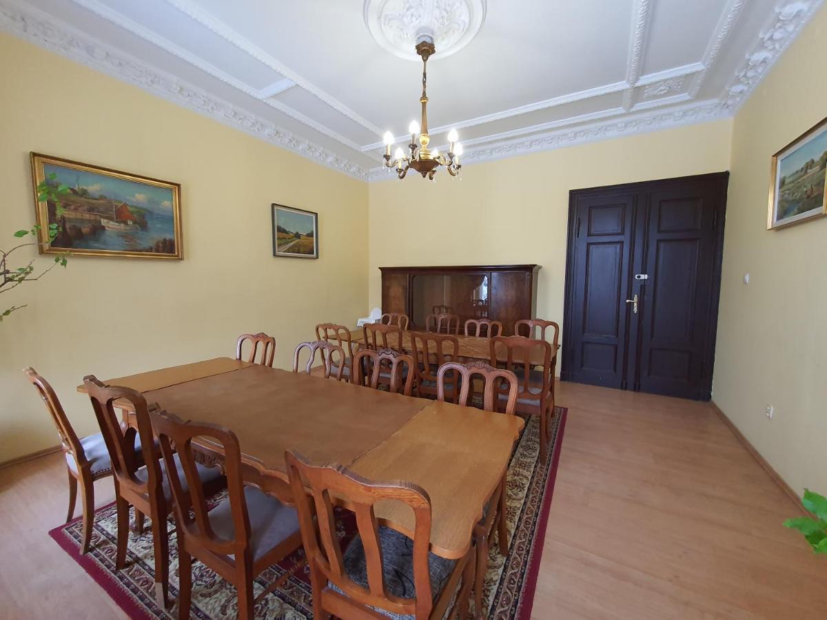 Palac Lawica- Splywy Przelomem Bardzkim Kladsko Exteriér fotografie