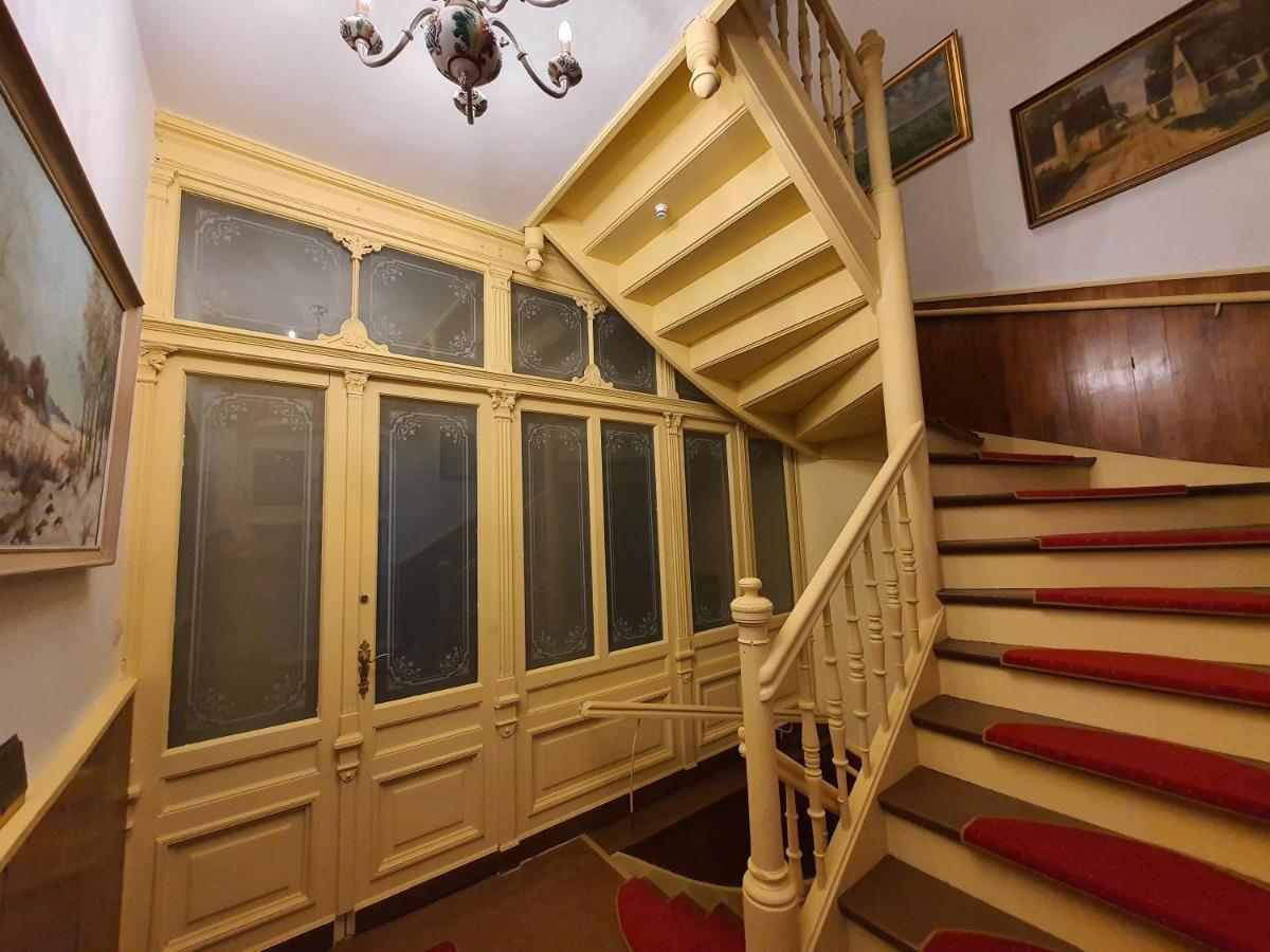 Palac Lawica- Splywy Przelomem Bardzkim Kladsko Exteriér fotografie