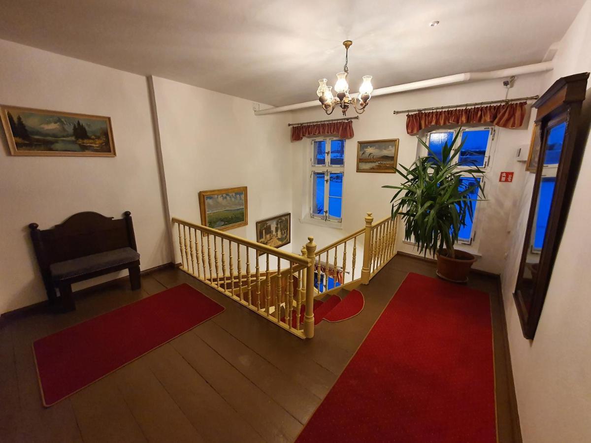 Palac Lawica- Splywy Przelomem Bardzkim Kladsko Exteriér fotografie